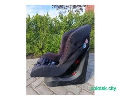 детское кресло Chicco xpace black