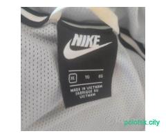 Ветровка Nike Windrunner