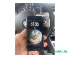 iPhone SE 2020 64