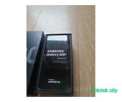 Samsung S20 + Samsung Galaxy S20 + 5G