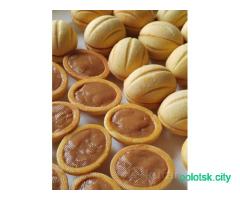 Орешки с вареной сгущёнкой