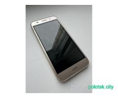 Телефон Huawei Y3