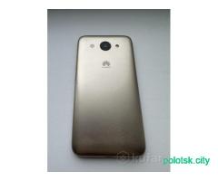 Телефон Huawei Y3