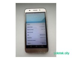 Телефон Huawei Y3