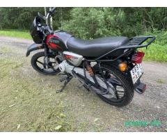 Мотоцикл 125 Bajaj boxer