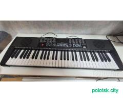 Электронный синтезатор Tesler KB-6150