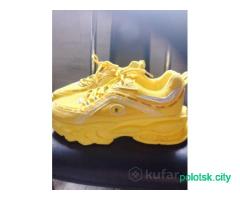 Кроссовки, 40 размер