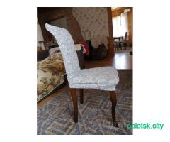 Стол и 4 стула