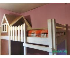 Кровать домик двухъярусная, 2 матраса