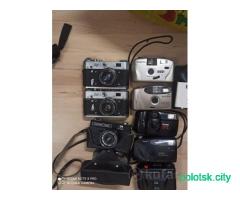 Лот фотоаппаратов.