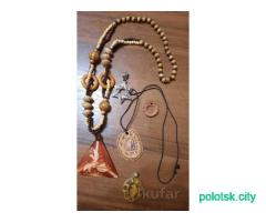 Бусы и разные кулончики