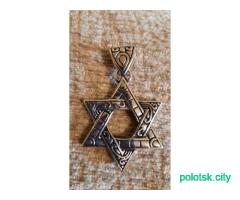 Бусы и разные кулончики