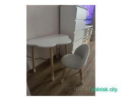 Детский стол и стул