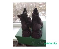 Женские ботинки