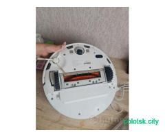 Робот пылесос Dreame