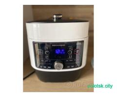 Мультиварка-скороварка Redmond