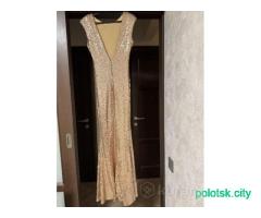 Вечернее платье с пайетками 44(S)