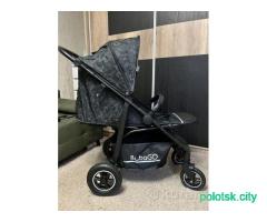 Детская прогулочная коляска