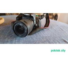 Canon EOS 700D