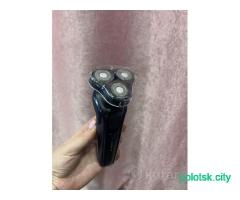 Электрическая бритва Polaris