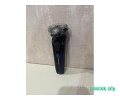 Электрическая бритва Polaris