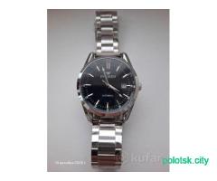 Часы механические с автоподзаводом.