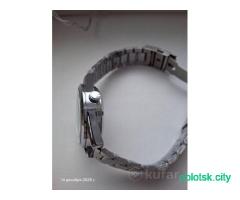 Часы механические с автоподзаводом.