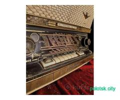 Радиоприемник винтажный 50е-60-е NORDMENDE FIDELLO