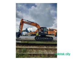Аренда гусиничного экскаватора