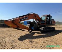 Аренда гусиничного экскаватора