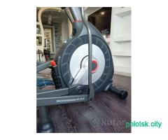 Магнитный эллиптический тренажёр Schwim 430i