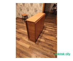 Стол книжка