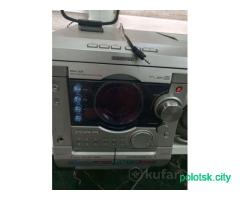 Музыкальный центр