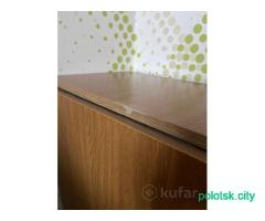 Продам стол-книжку б/у