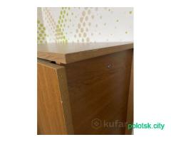 Продам стол-книжку б/у