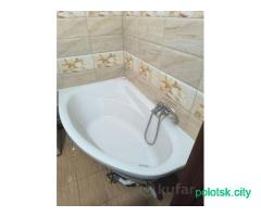 Угловая ванна