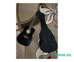 Гитара акустическая