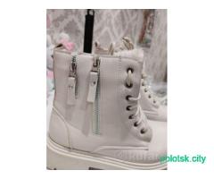 Женская обувь