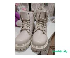 Женская обувь