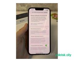Продам айфон 13 128 Гб