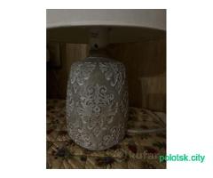 Керамическая настольная лампа