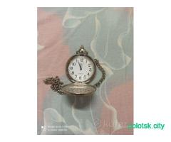 Часы карманные.