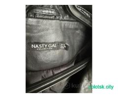 Кожаная куртка 44/46