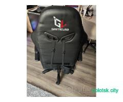 Игровое кресло с подсветкой