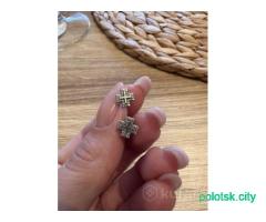 Сережки серебрянные