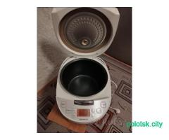 Мультиварка Polaris PMC 0506AD