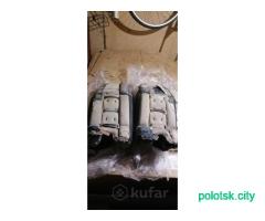 Краги хоккейные перчатки, щитки вратарскиеракушки