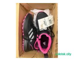 Кроссовки adidas