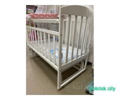 Кроватка без матраса