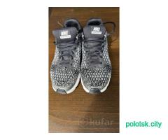 Кроссовки женские